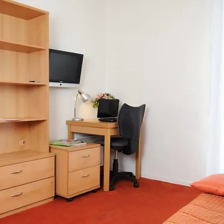 Sejours & Affaires Paris-nanterre Hotel apartamentowy Nanterre
