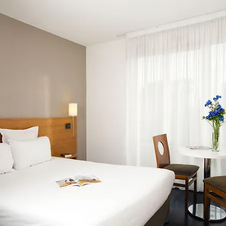 Sejours & Affaires Paris-nanterre Hotel apartamentowy 2*