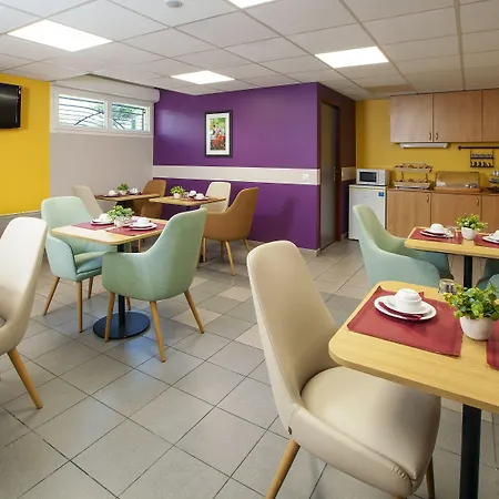 Sejours & Affaires Paris-nanterre Hotel apartamentowy