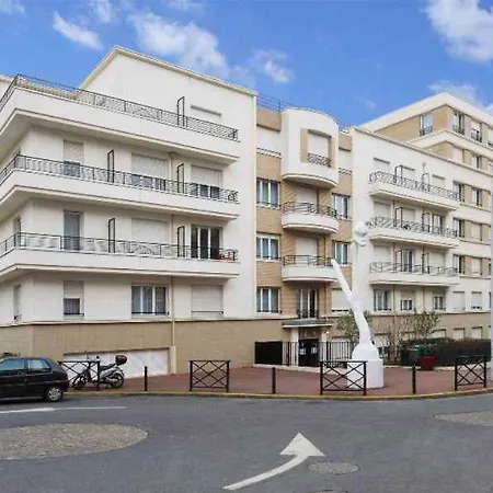 Hotel apartamentowy Sejours & Affaires Paris-nanterre